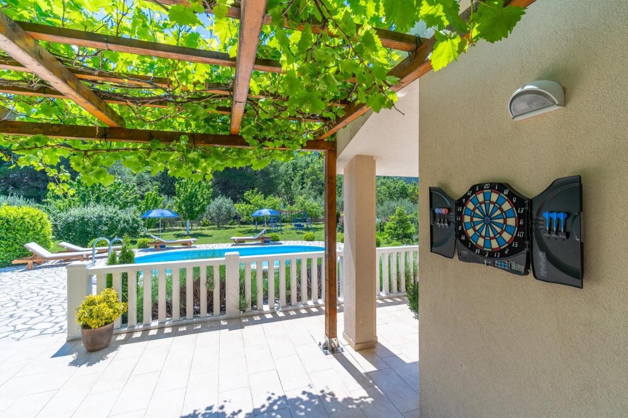Villa Ana - 3 Bedroom Villa With Private Pool And Unspoiled Natural Environment Kučiće Zewnętrze zdjęcie