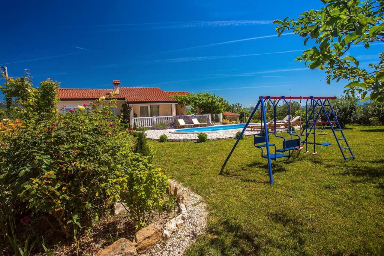 Villa Ana - 3 Bedroom Villa With Private Pool And Unspoiled Natural Environment Kučiće Zewnętrze zdjęcie